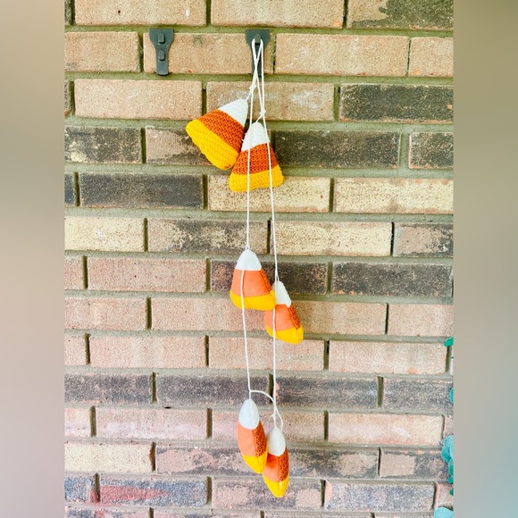 Plush Candy Corn Garland - Picture 11 of 12